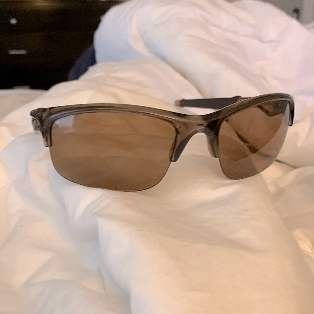 Oakley small unisex sunglasses without case